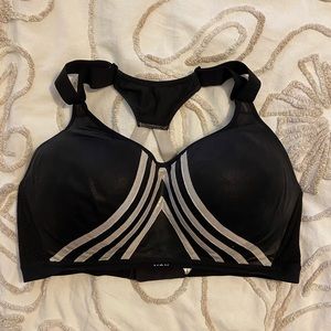 Victoria’s Secret Incredible Sport Bra